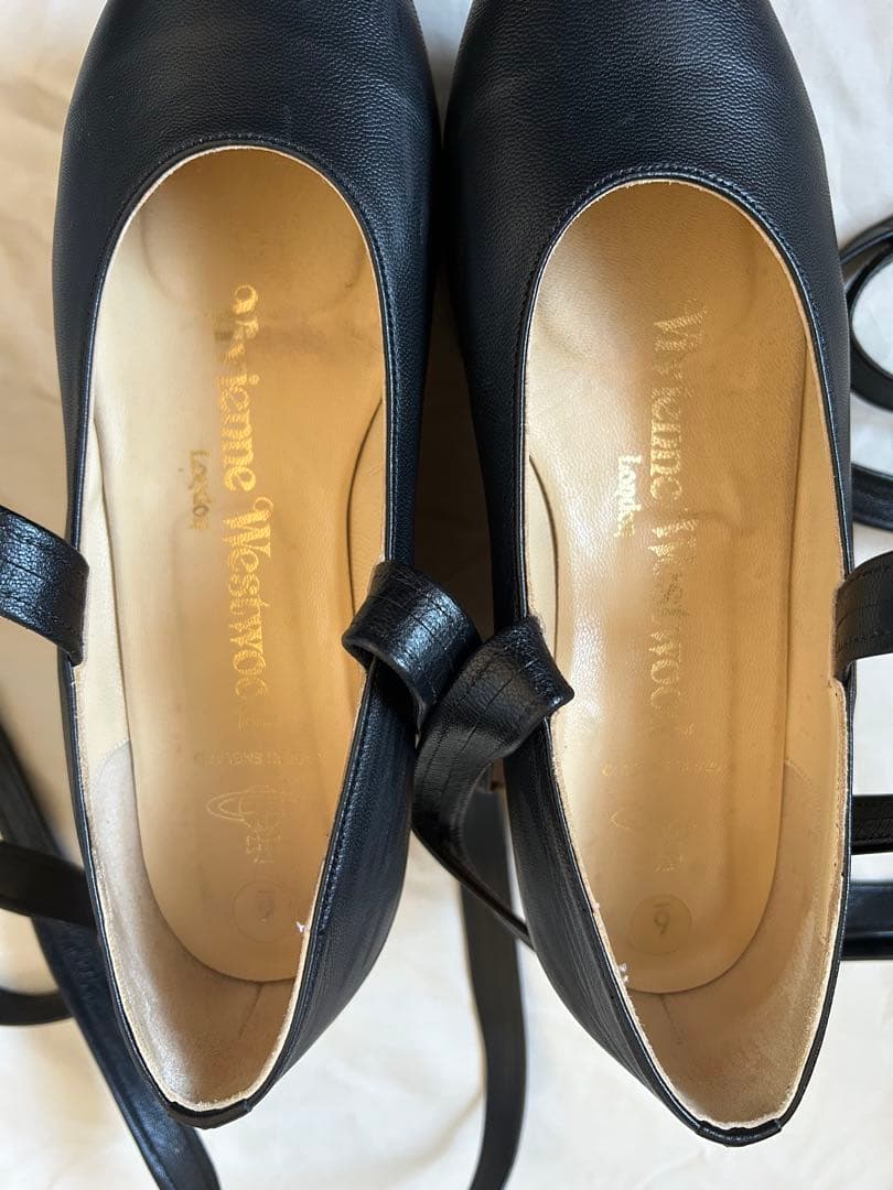 Vivienne Westwood ヴィヴィアンウエストウッド