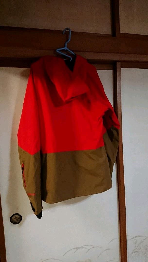 アルマダ ゴアテックス ジャケット