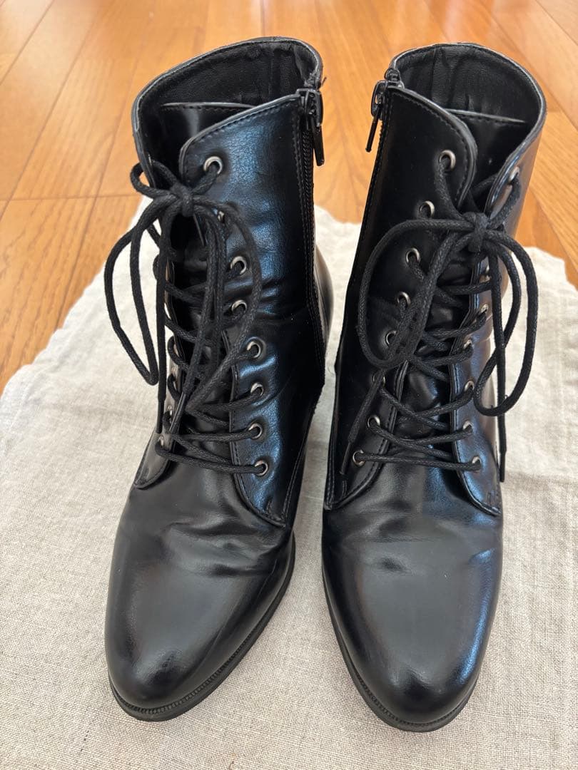 キャサリンコテージ　140袴セット＋髪飾り＋ブーツ23センチ　卒業式　赤白　花柄