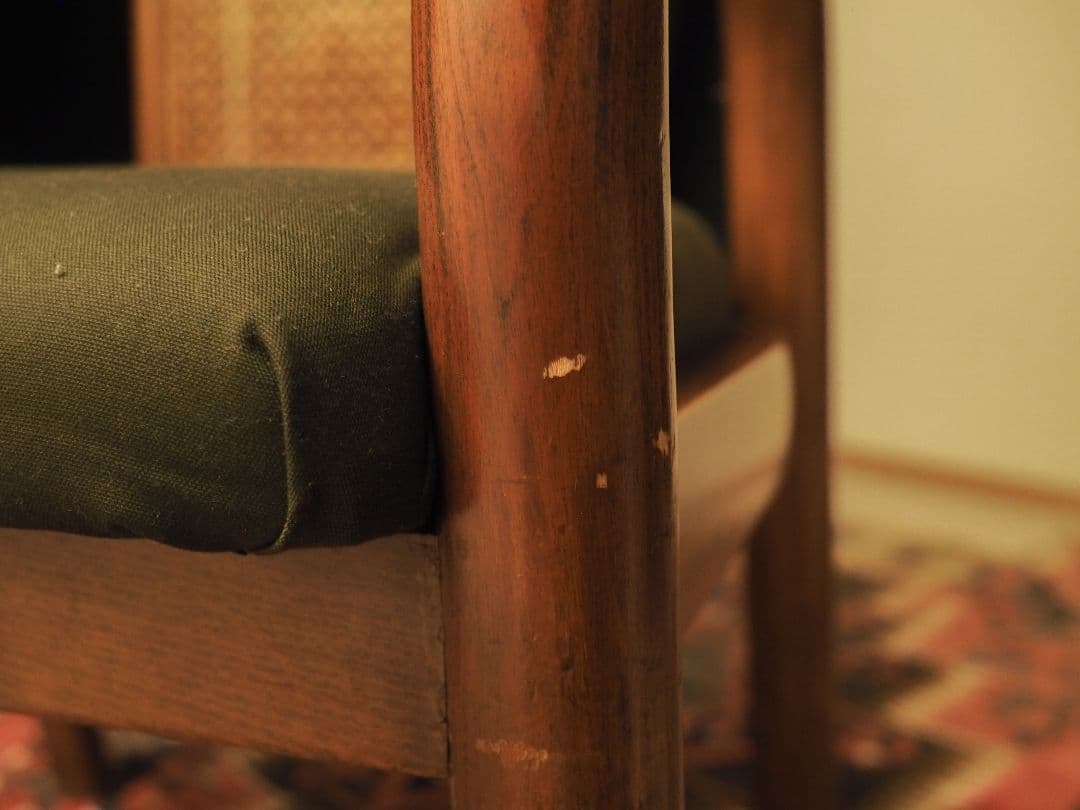 【値引中】“karimoku”アームラタンチェアD