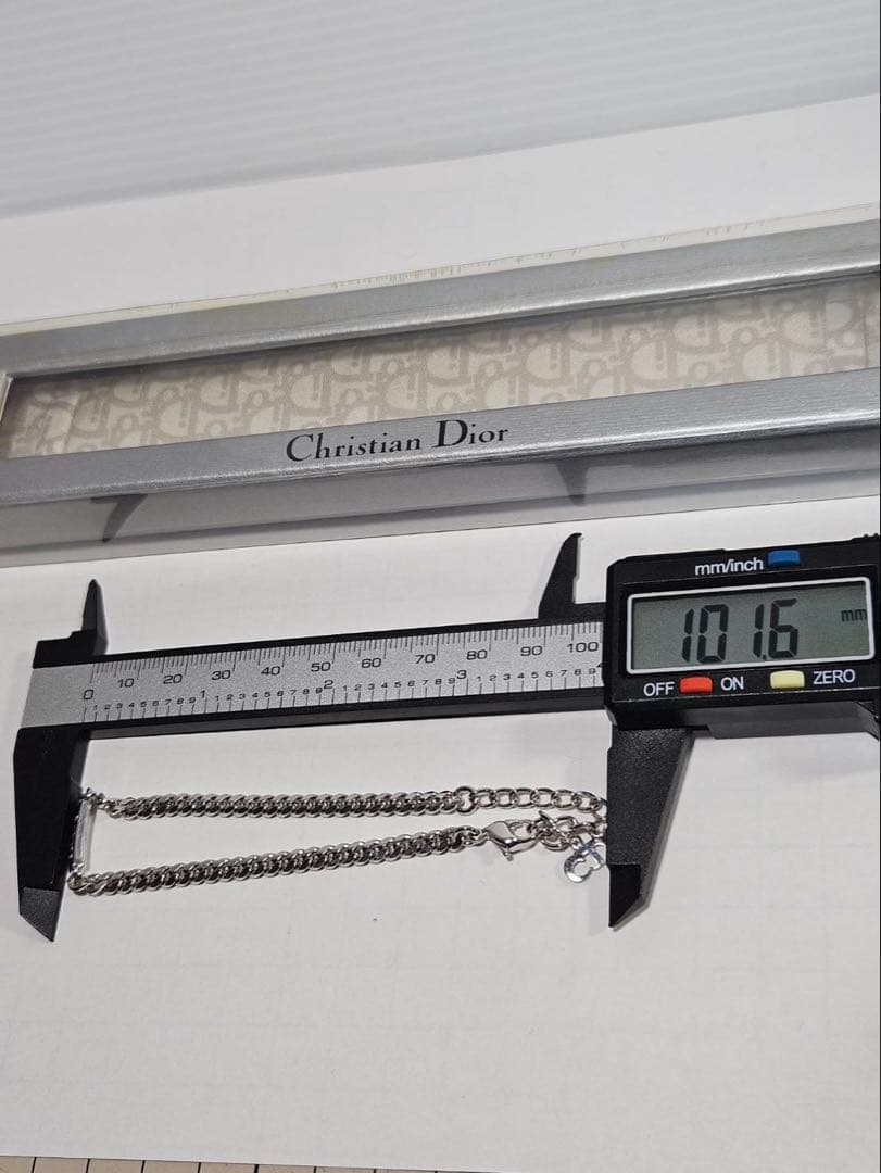 ChristianDior　ディオール　プレートロゴ　シルバー　ブレスレット