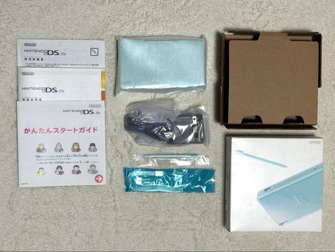 ★新品未使用★ 美品ニンテンドーDS Lite アイスブルー【生産終了】