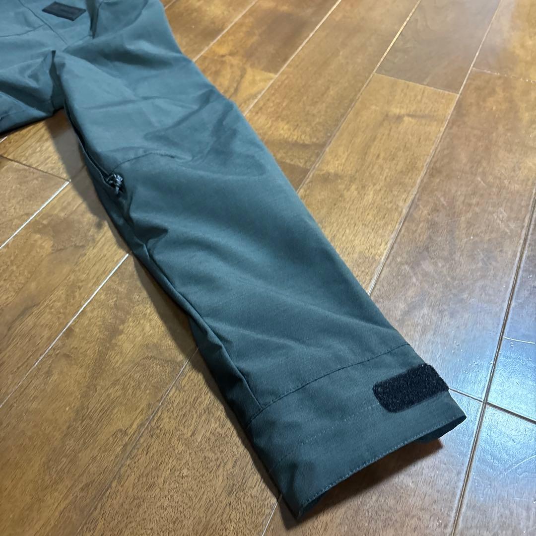 Burton ウェア　ジャケット　XSサイズ　ダークグレー　レディース