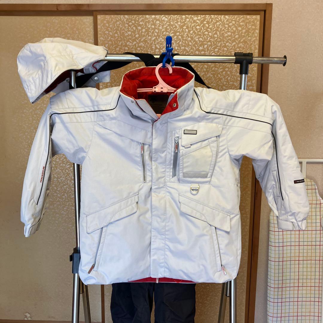 スキーウェア（フード付き）とパンツセット