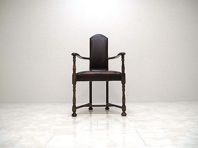 展示品 スペイン バロッサ バレンティ カクトワール　本革張りアームチェア