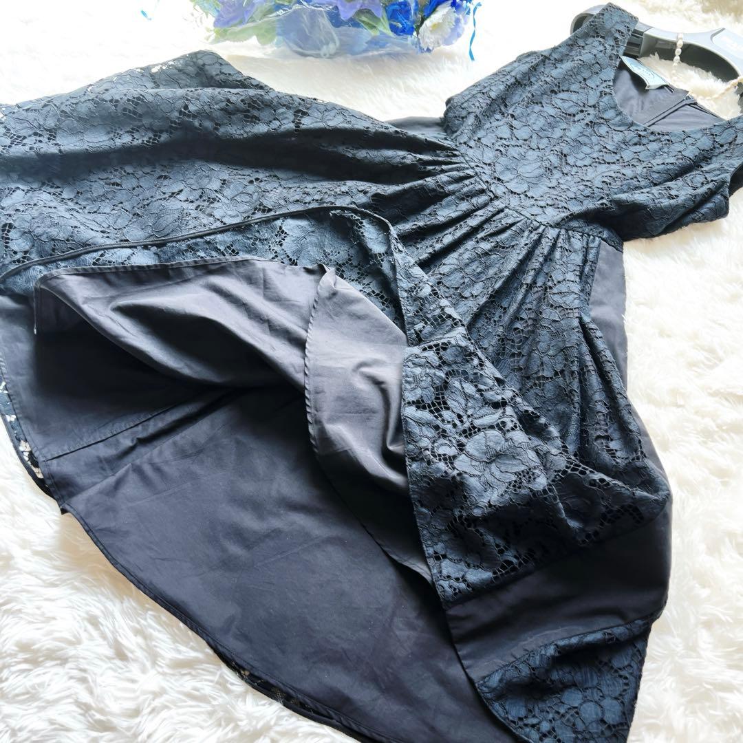 美品 PRADAプラダ レース 刺繍 ワンピース　エンブロイダリードレス　フレア