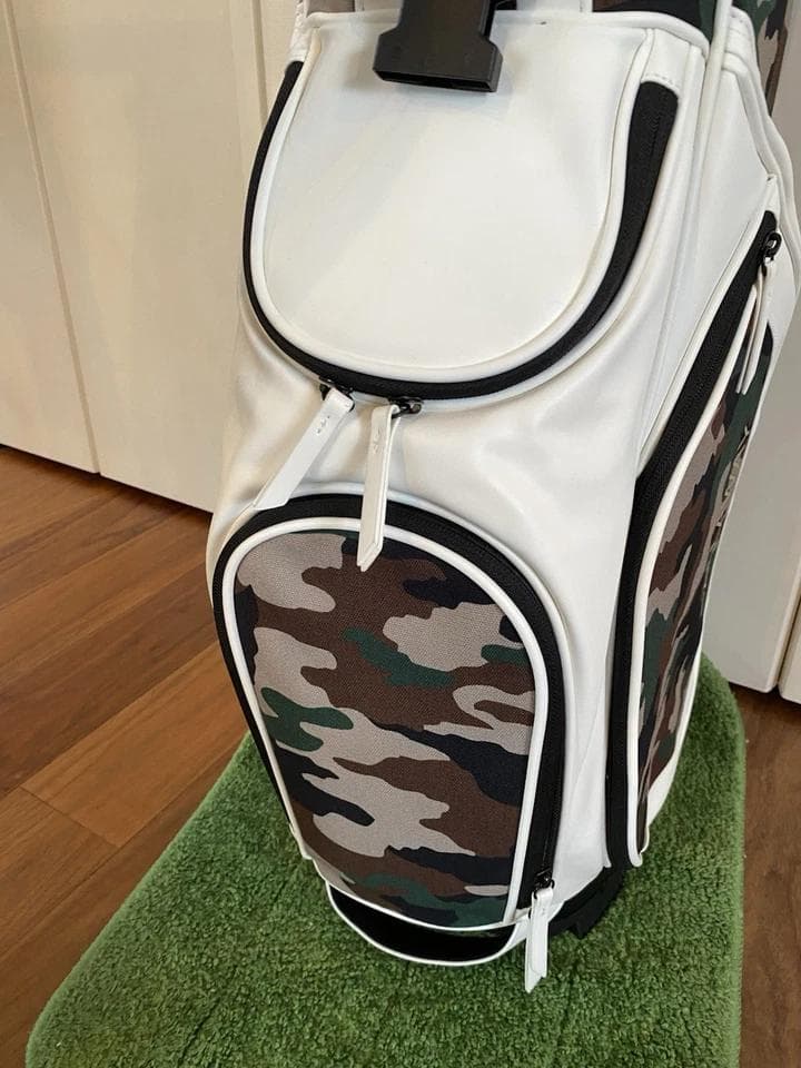 新品 キャロウェイ 迷彩柄　スタンド 軽量 ゴルフバッグ キャディバッグ