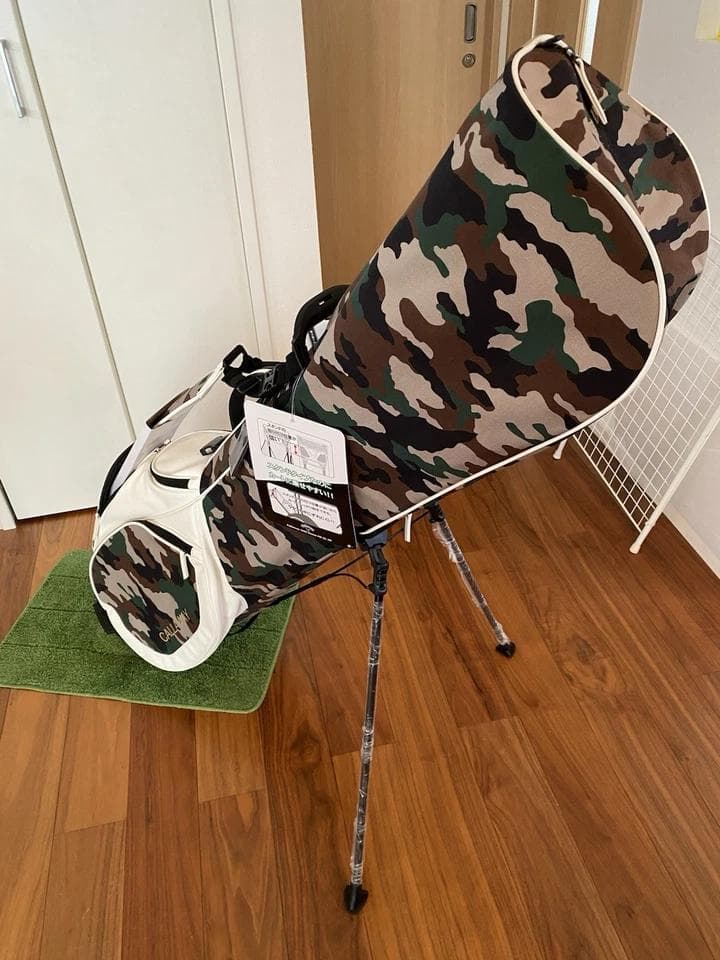 新品 キャロウェイ 迷彩柄　スタンド 軽量 ゴルフバッグ キャディバッグ