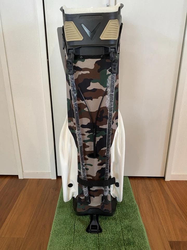 新品 キャロウェイ 迷彩柄　スタンド 軽量 ゴルフバッグ キャディバッグ
