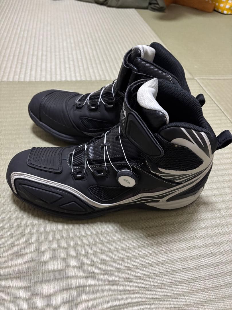 elfシンテーゼ17 ライディングシューズ28センチ