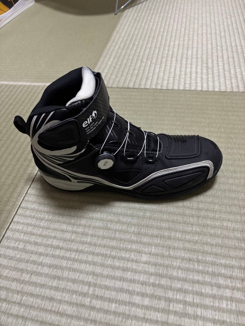 elfシンテーゼ17 ライディングシューズ28センチ