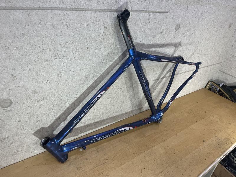 b*n様 TRIGON　EX　FULL　CARBON　MONO　BOX　VENU