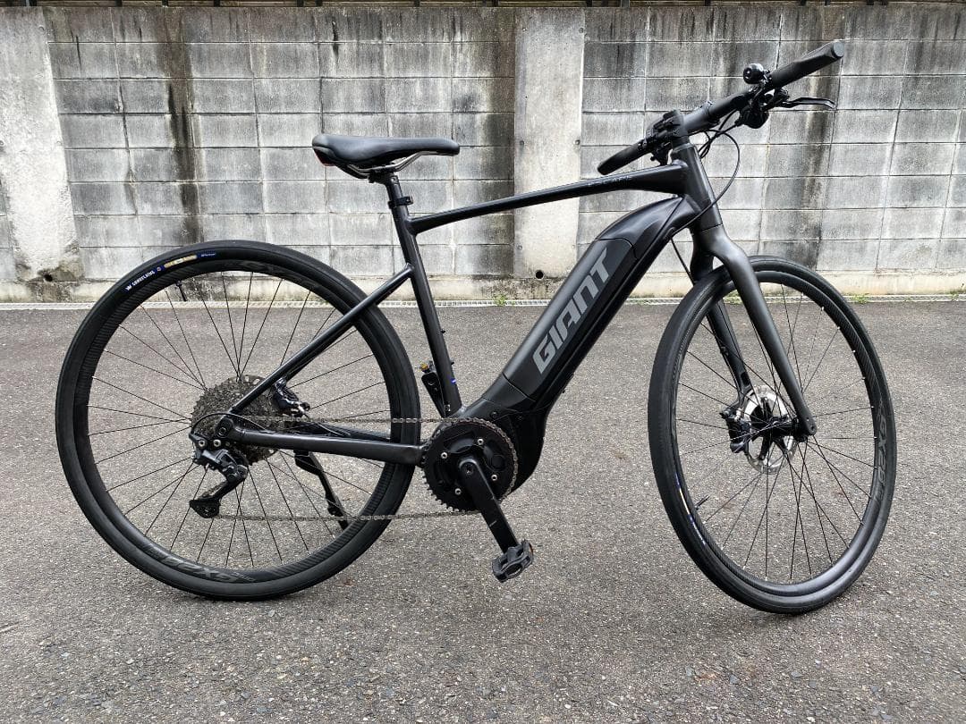 GIANT　ESCAPE RE＋（エスケープ　アールイープラス）