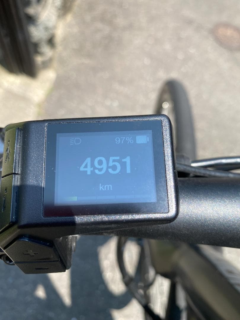 GIANT　ESCAPE RE＋（エスケープ　アールイープラス）