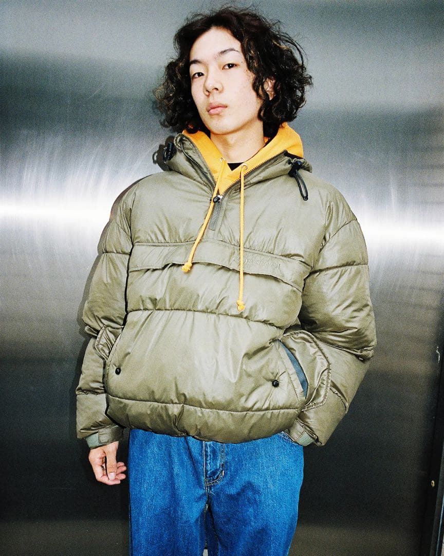 DIASPORA SKATEBOARDS ダウンジャケット - メルカリ