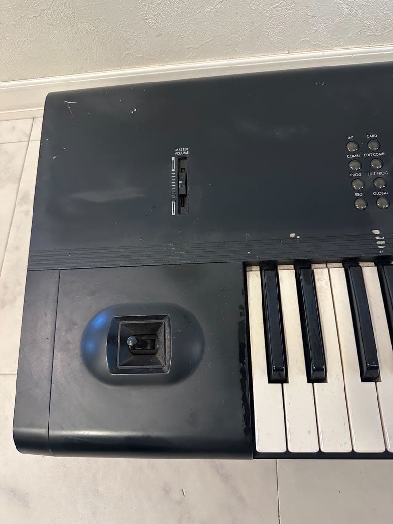 KORG M1シンセサイザー 通電確認済み