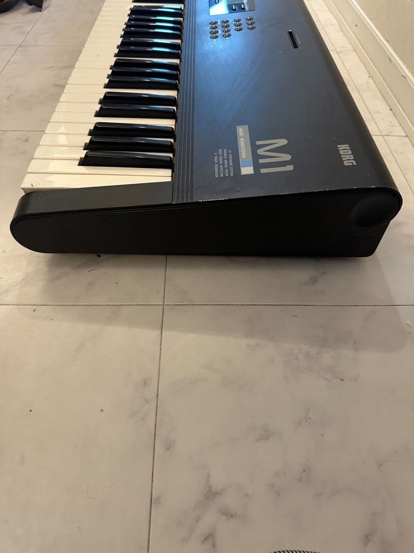 KORG M1シンセサイザー 通電確認済み