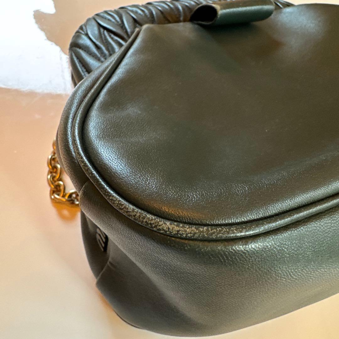 miu miu グリーン ショルダーバッグ
