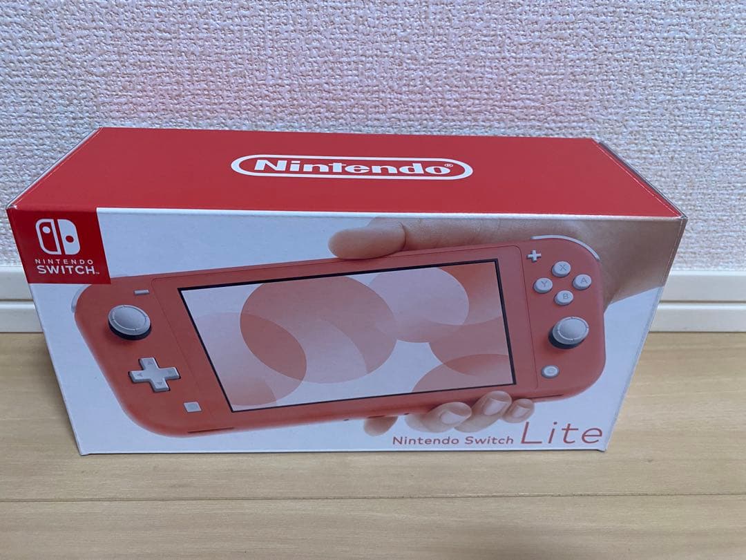Nintendo Switch Lite コーラル　あゆちゃん