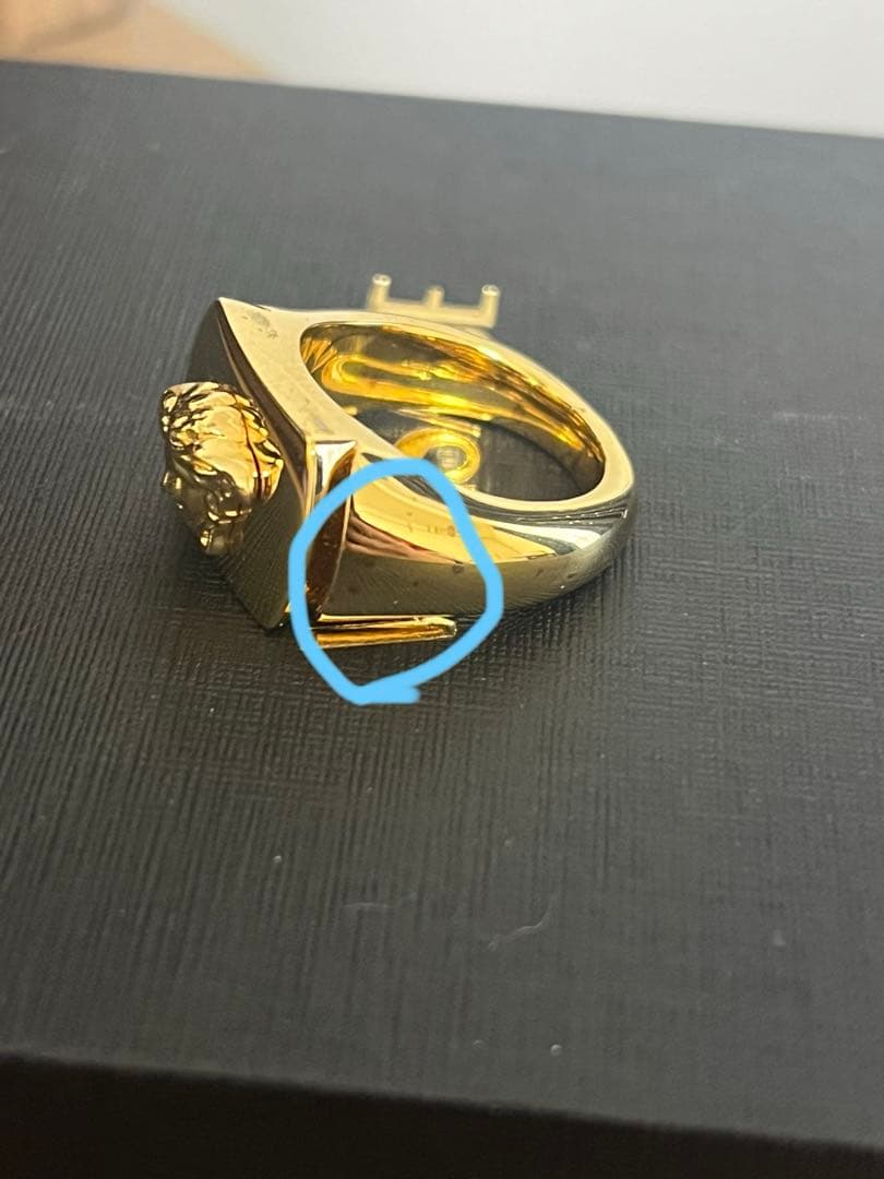 未使用　VERSACE ゴールドリング　訳あり　17号