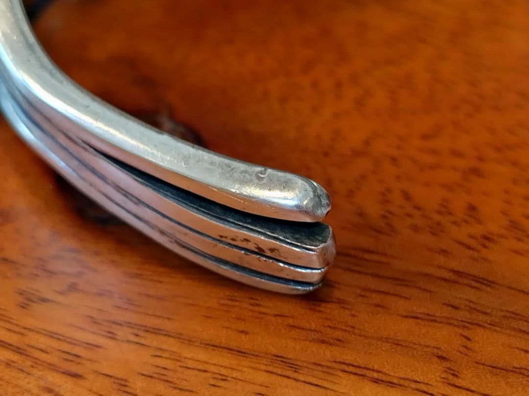 インディアンジュエリー、ターコイズバングル、ビンテージ作品