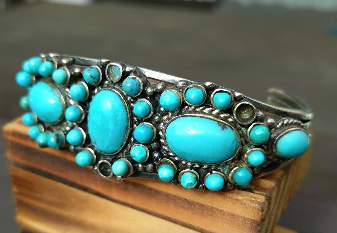 インディアンジュエリー、ターコイズバングル、ビンテージ作品