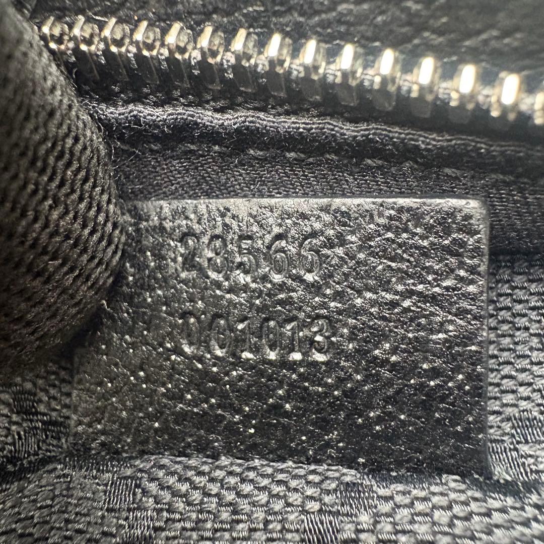 041 美品 ボディバッグ ウエストポーチ GGキャンバス xd6