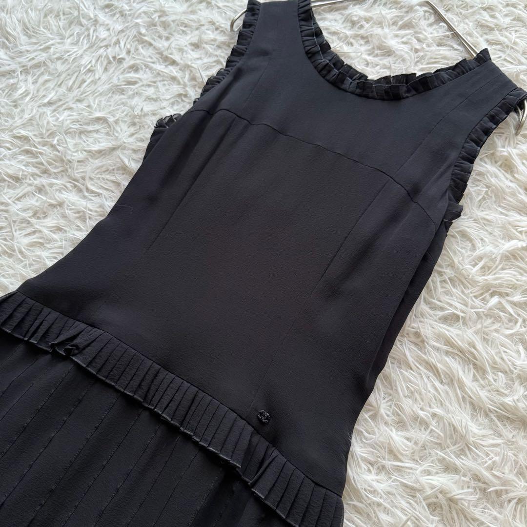 【シャネル】ワンピース　ココマーク シルク100% 02A プリーツ　黒　34