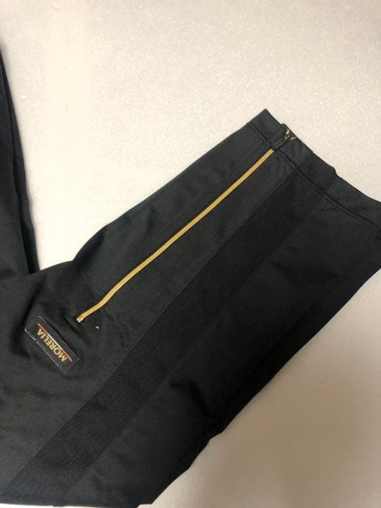 サッカー フットサル ウェア ミズノ モレリアシリーズ トレーニングスーツ