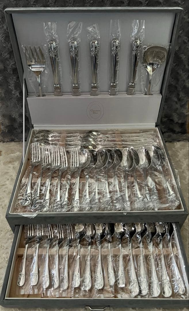 ディオール カトラリーセット 18-18 ディナーセット〈47本セット〉W18