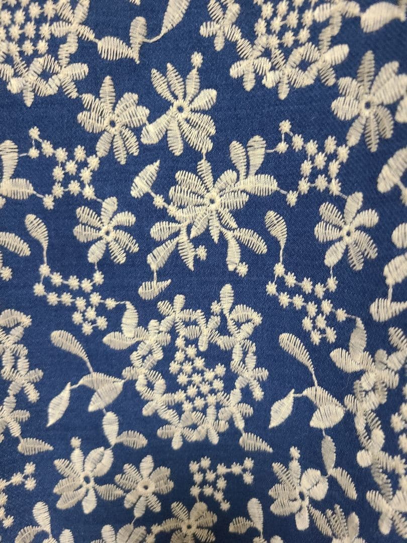 ホコモモラ　Vuelta フラワー総刺繍ワンピース　ブルー　L