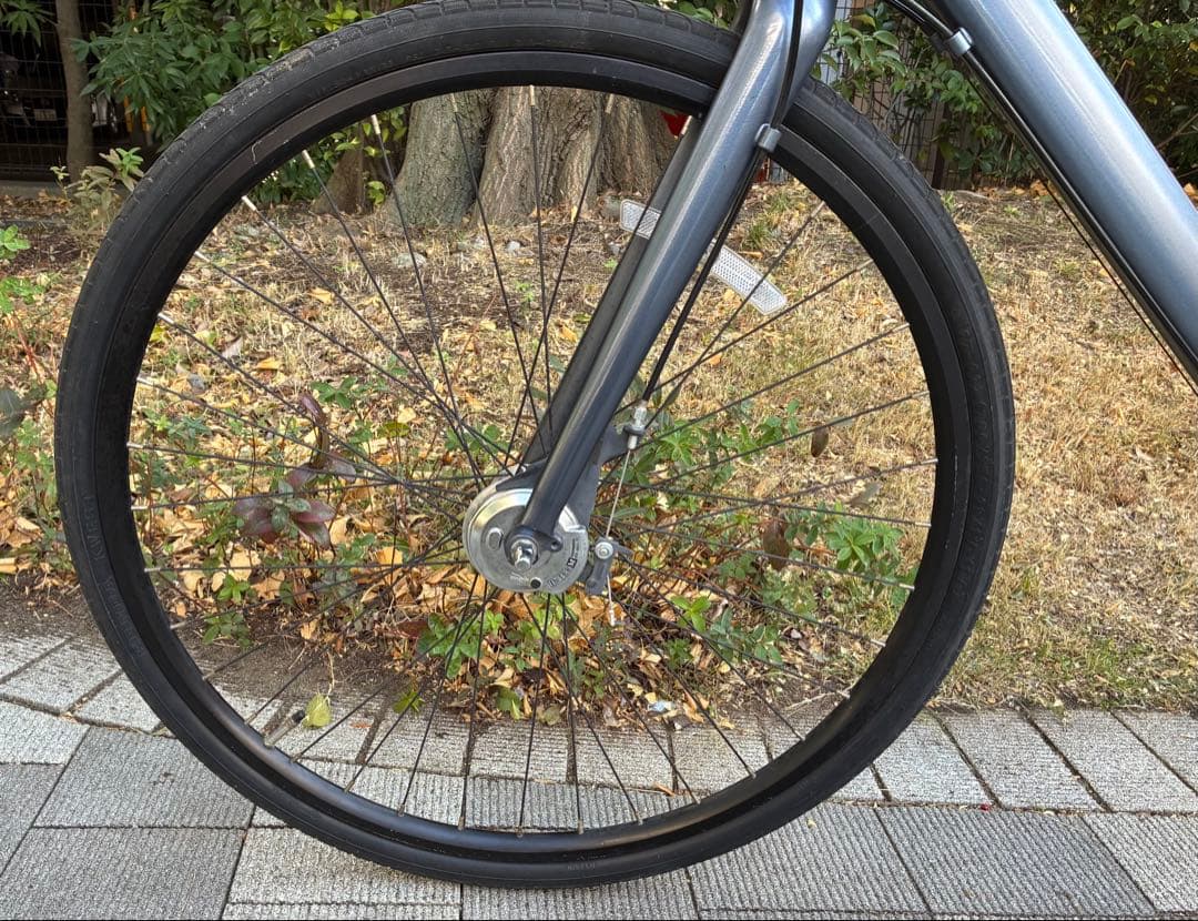 URBAN BIKE. クロスバイク 700×35C 7S前後内装ブレーキ東京