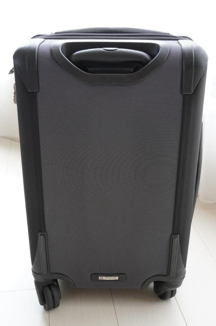 TUMI ALPHA2 インターナショナル エクスパンダブル・4ウィールキャリー