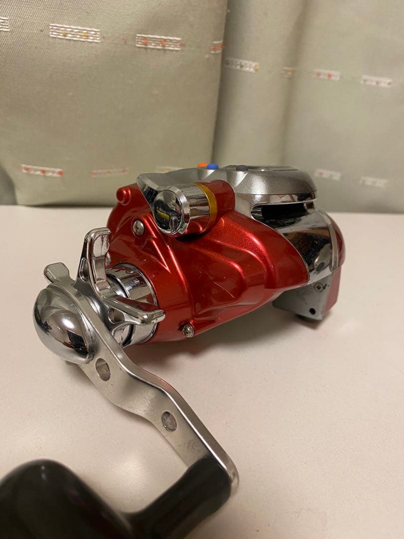 今週限定値下げ　距離46キロ　ダイワ　シーボーグ300FB