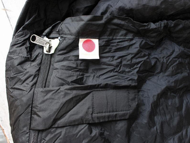 ナンガ オーロラ 750DX レギュラー オールブラック