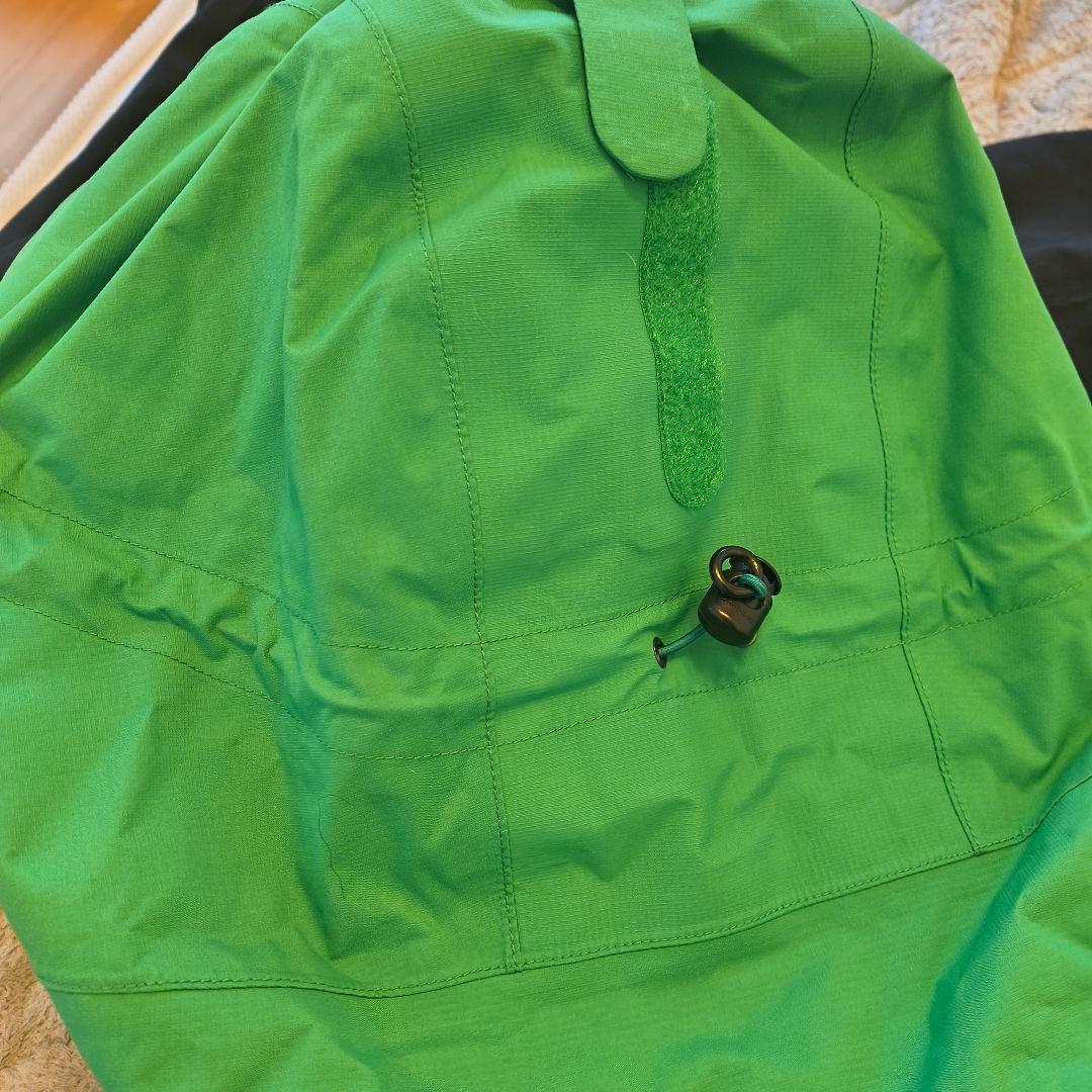 お値下げ！mont-bell　スキーウェアパーカー　メンズサイズМ