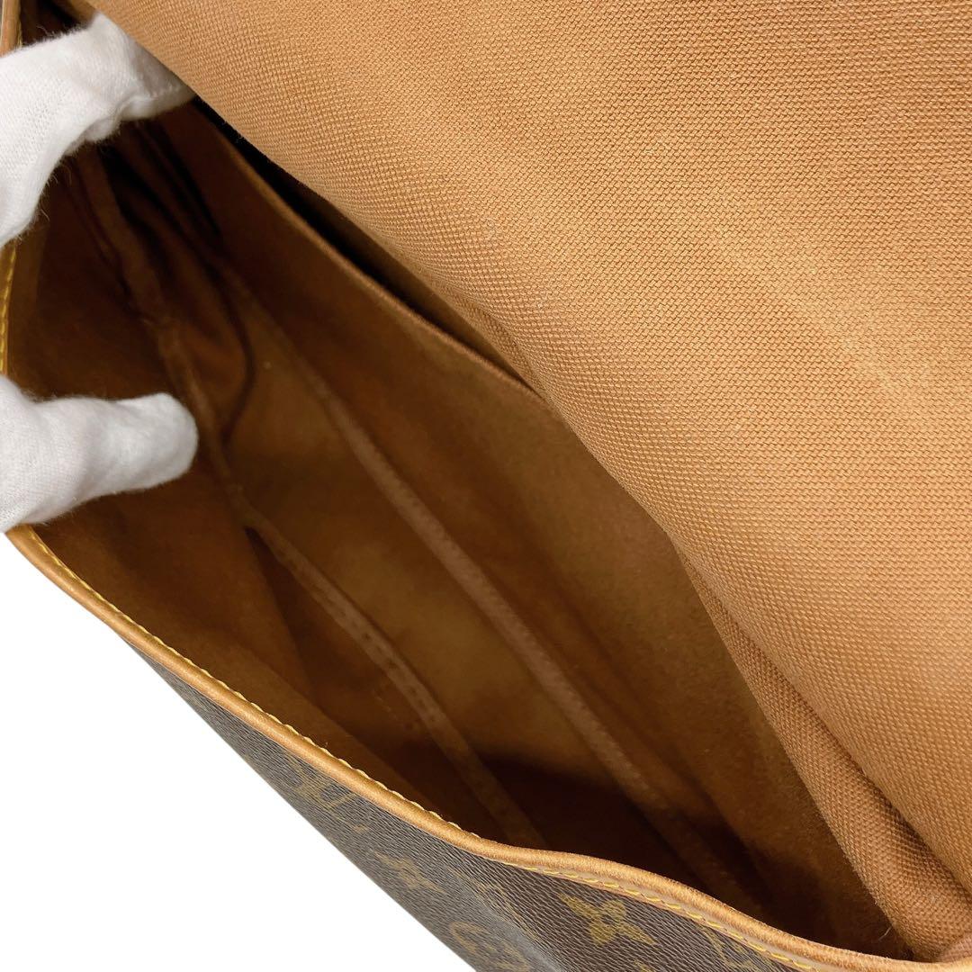 【LOUIS VUITTON】ソミュール30 モノグラム　ショルダーバッグ