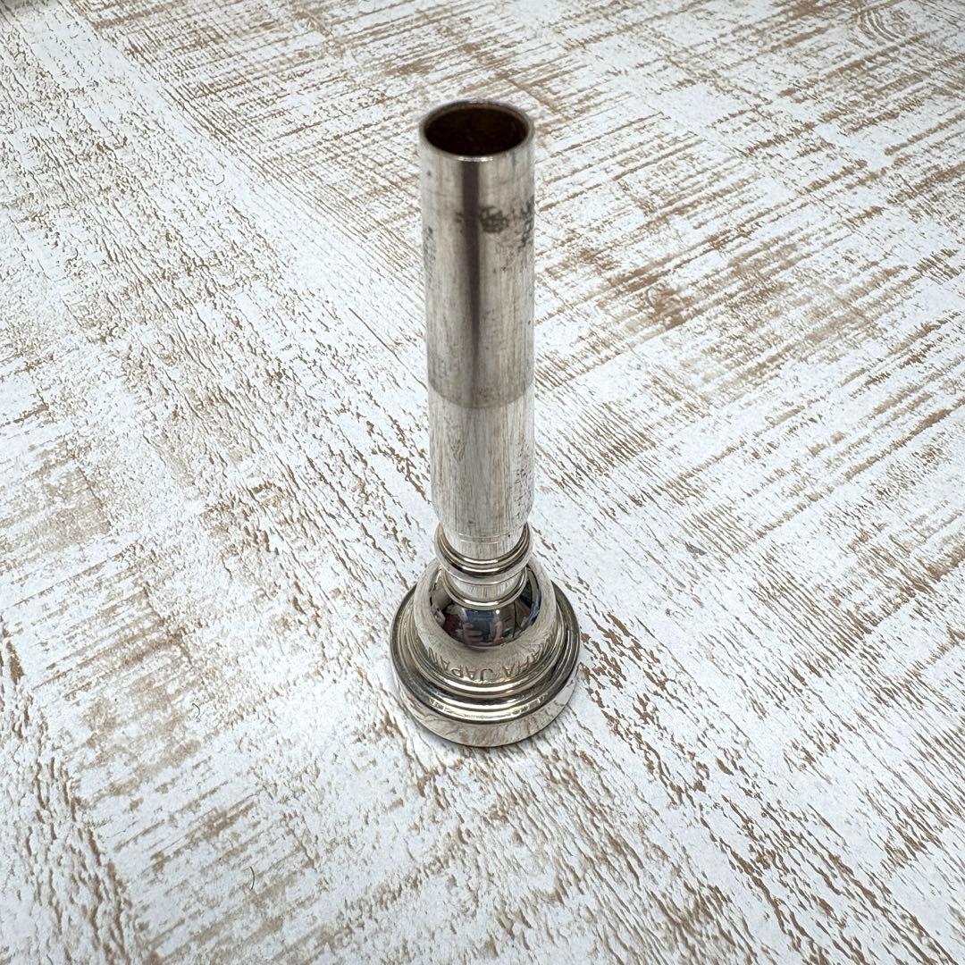 YamahaトランペットYTR-1335 純正ソフトケース、マウスピース付き