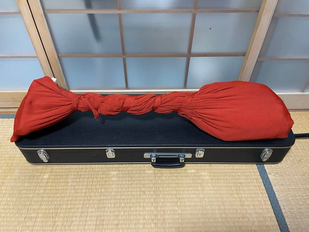 【美品カンベリ破れなし】紅木 津軽三味線 両犬皮 二本溝 太棹 ケース、布袋つき