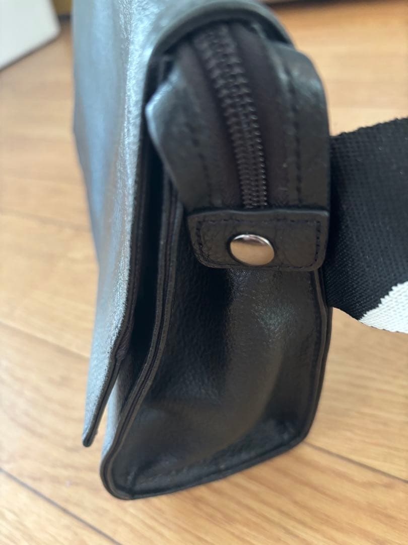 ear PAPILLONNER ワイドテープショルダーバッグ/ボディバッグ