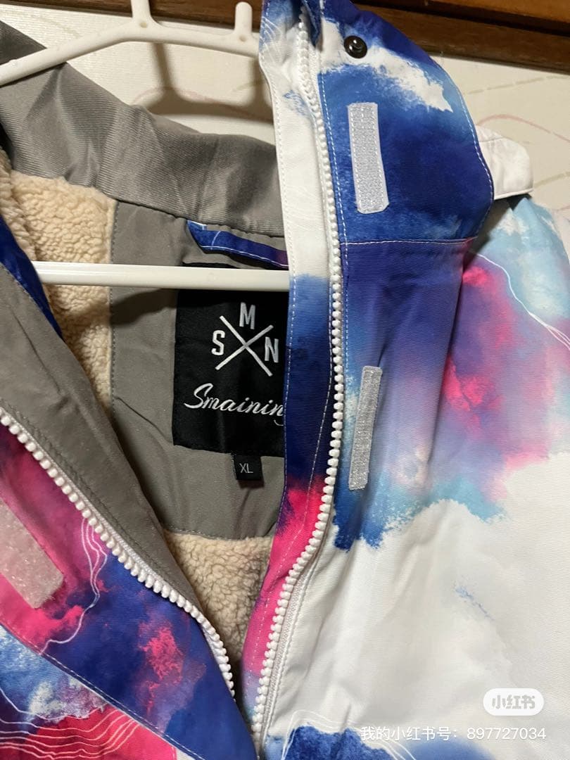 新品未使用スキーウェア