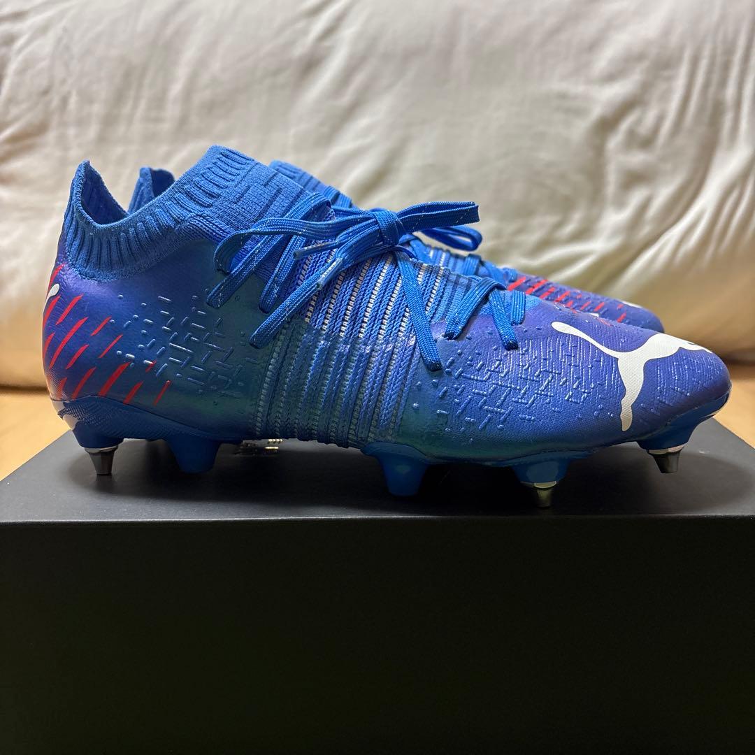 【新品未使用】PUMA フューチャー Z 28cm SG 取り替え式 天然芝用