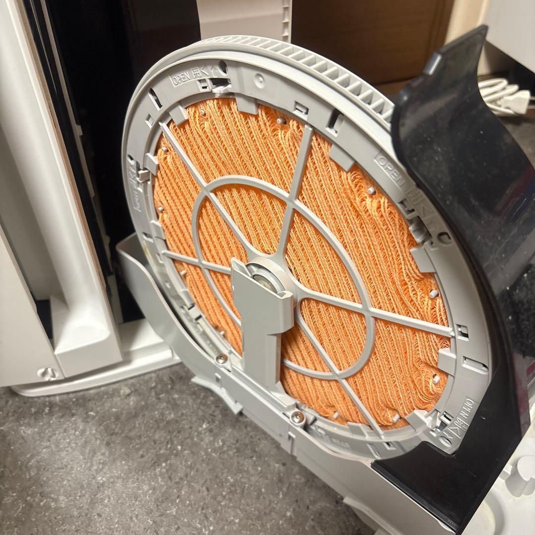 美品　ダイキン 加湿空気清浄機 MCK70UKS