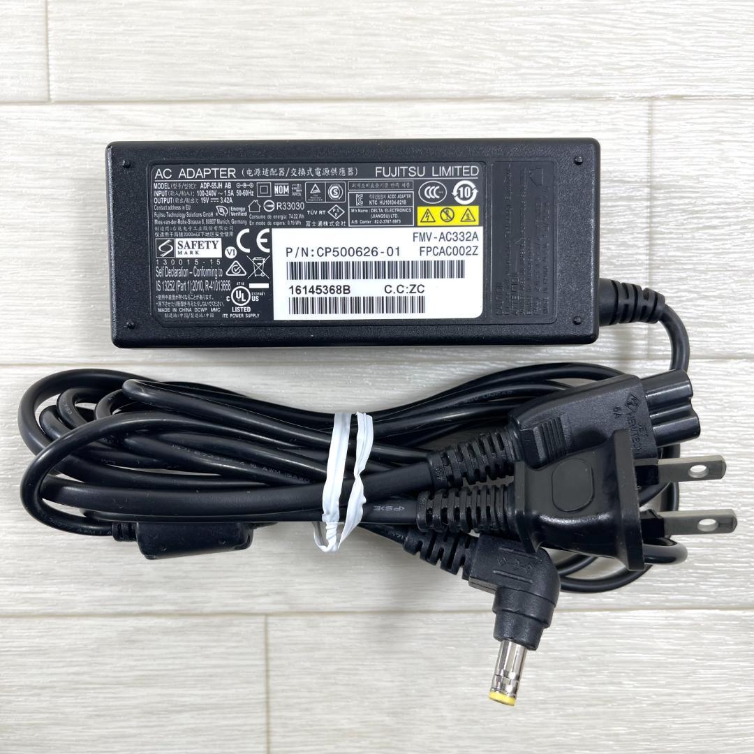 富士通 i7 新品SSD512G メモリ16 Windows11 ノートパソコン