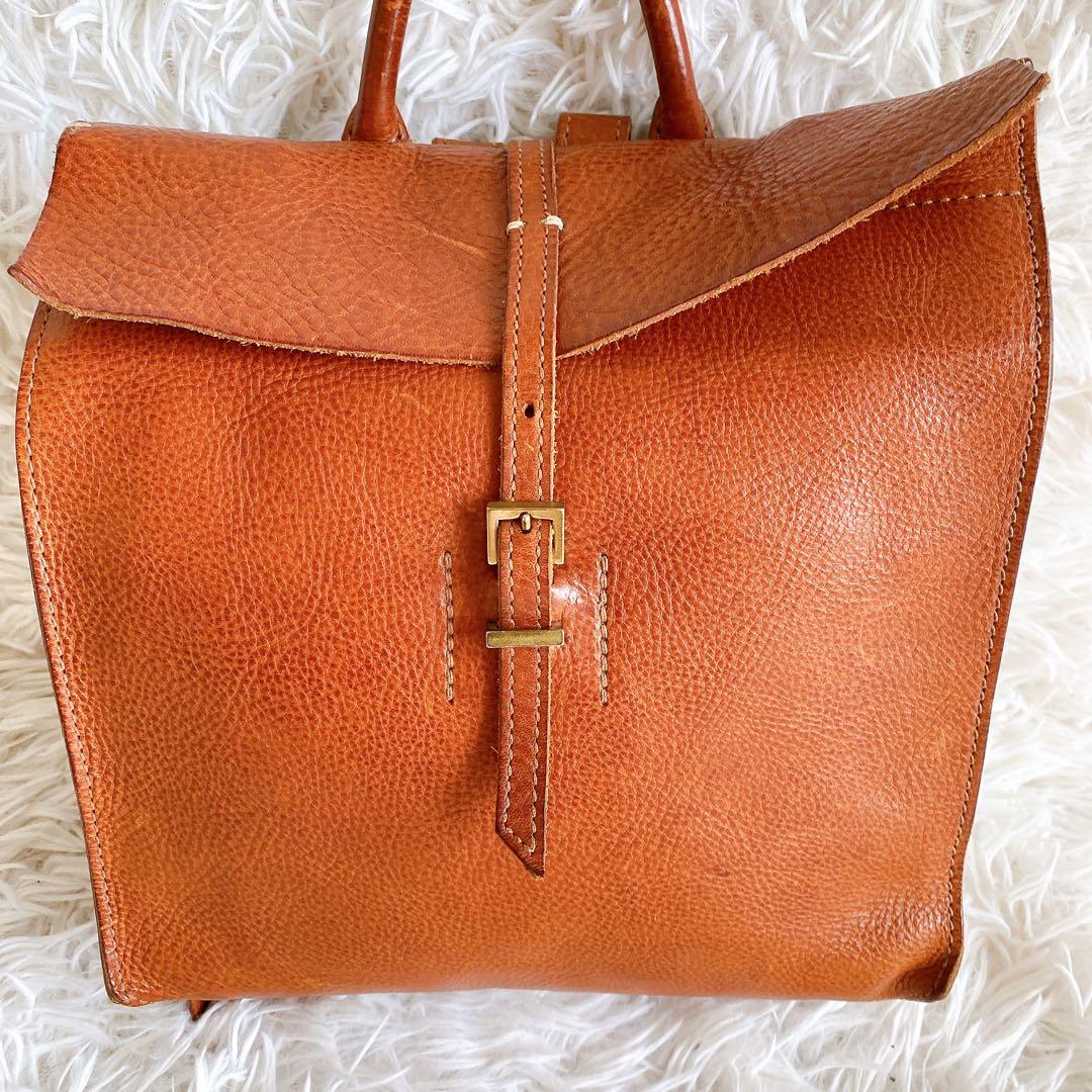 genten ゲンテン 封筒型 リュック レザー キャメル　ブラウン