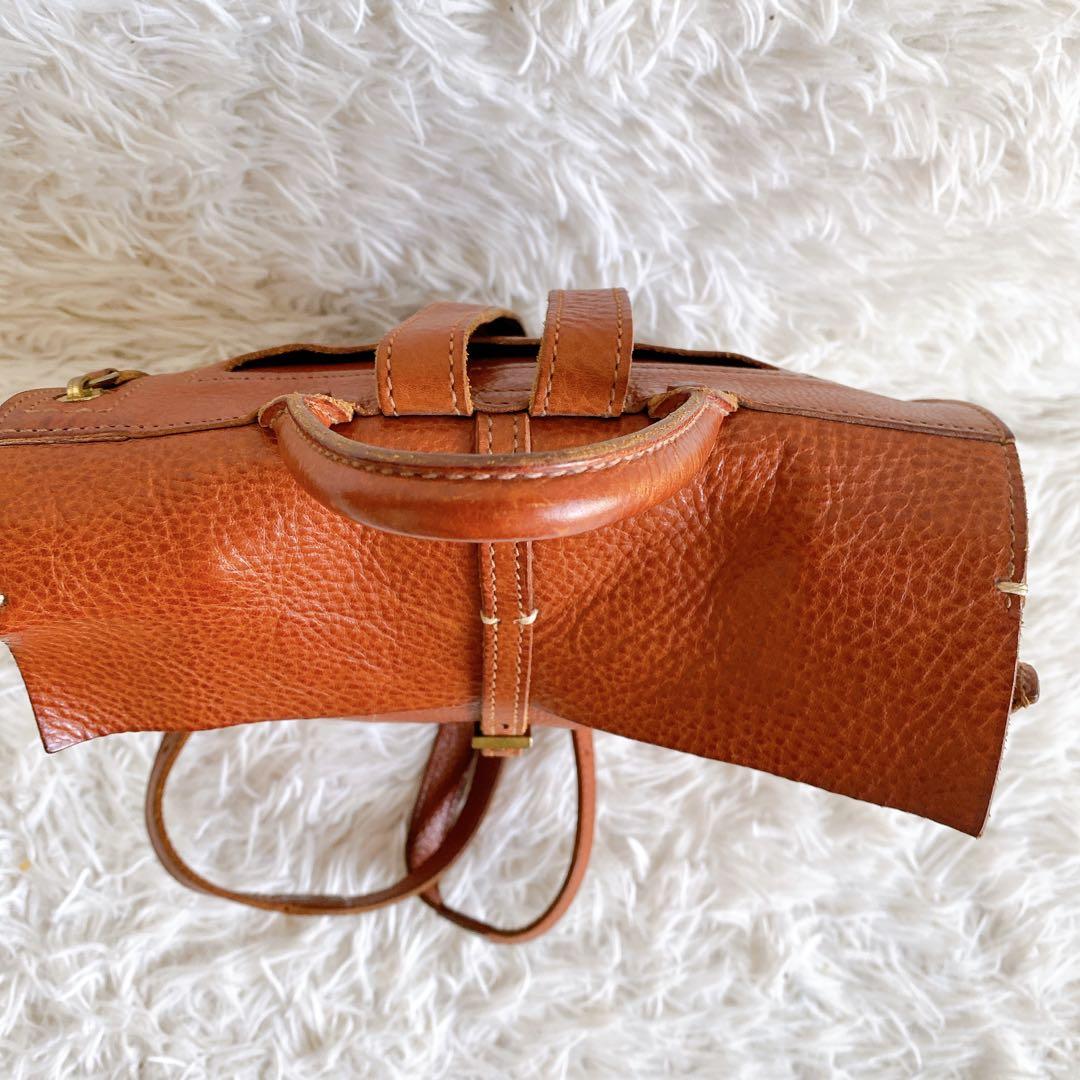 genten ゲンテン 封筒型 リュック レザー キャメル　ブラウン