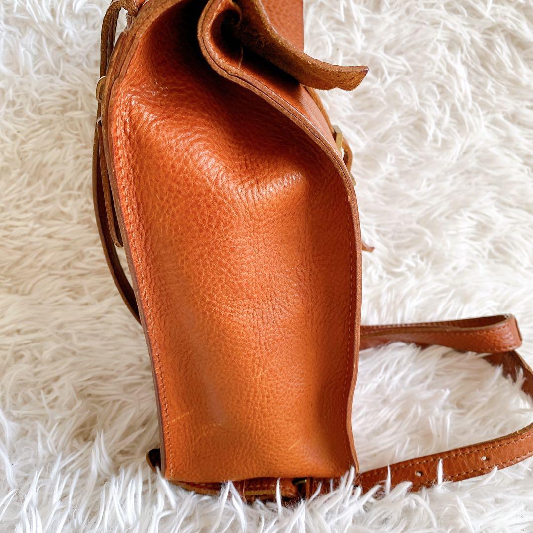 genten ゲンテン 封筒型 リュック レザー キャメル　ブラウン