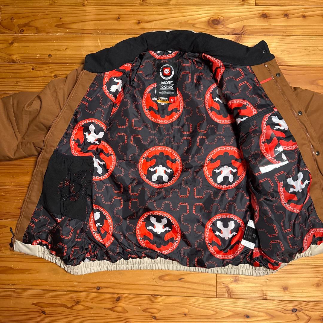 686スノーボードウェア