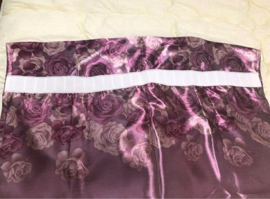 ヨーロピアン風　紫色のバラ柄カーテン3枚セット