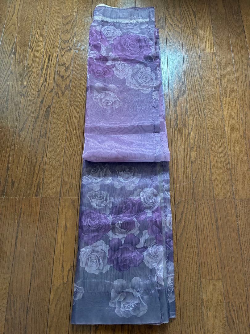 ヨーロピアン風　紫色のバラ柄カーテン3枚セット